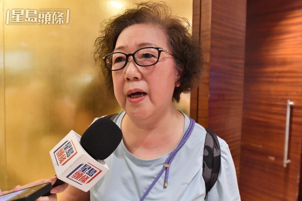 吳女士對名都酒樓結業感到無奈和可惜。楊婉婷攝 吳女士對名都酒樓結業感到無奈和可惜。楊婉婷攝
