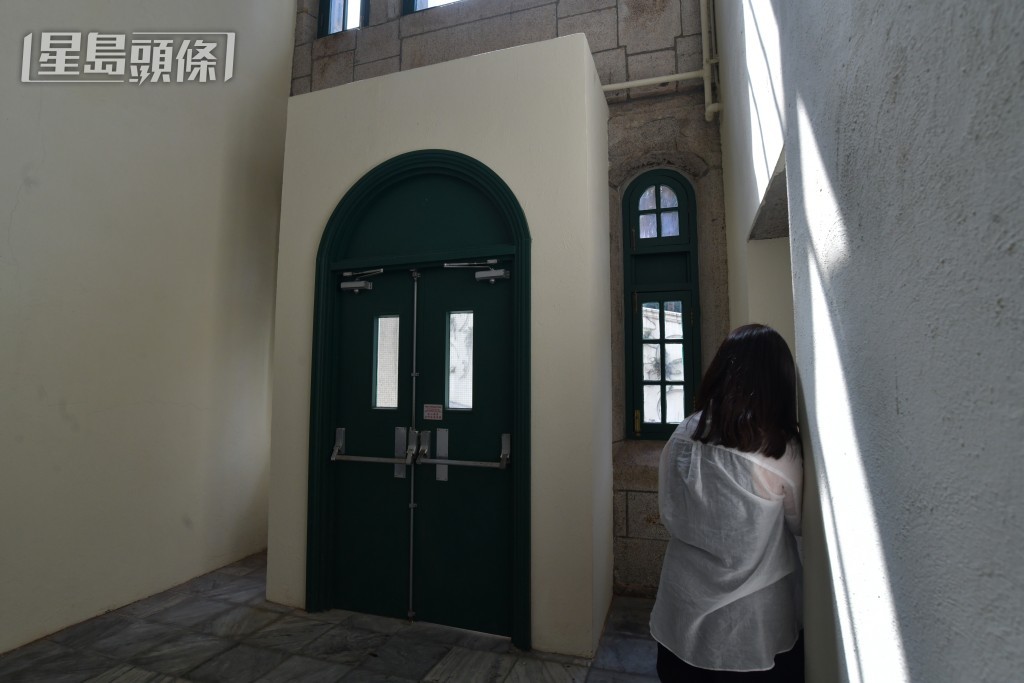 Jacey媽建議,攝影師可拍攝人像背影。禇樂琪攝 Jacey媽建議,攝影師可拍攝人像背影。禇樂琪攝
