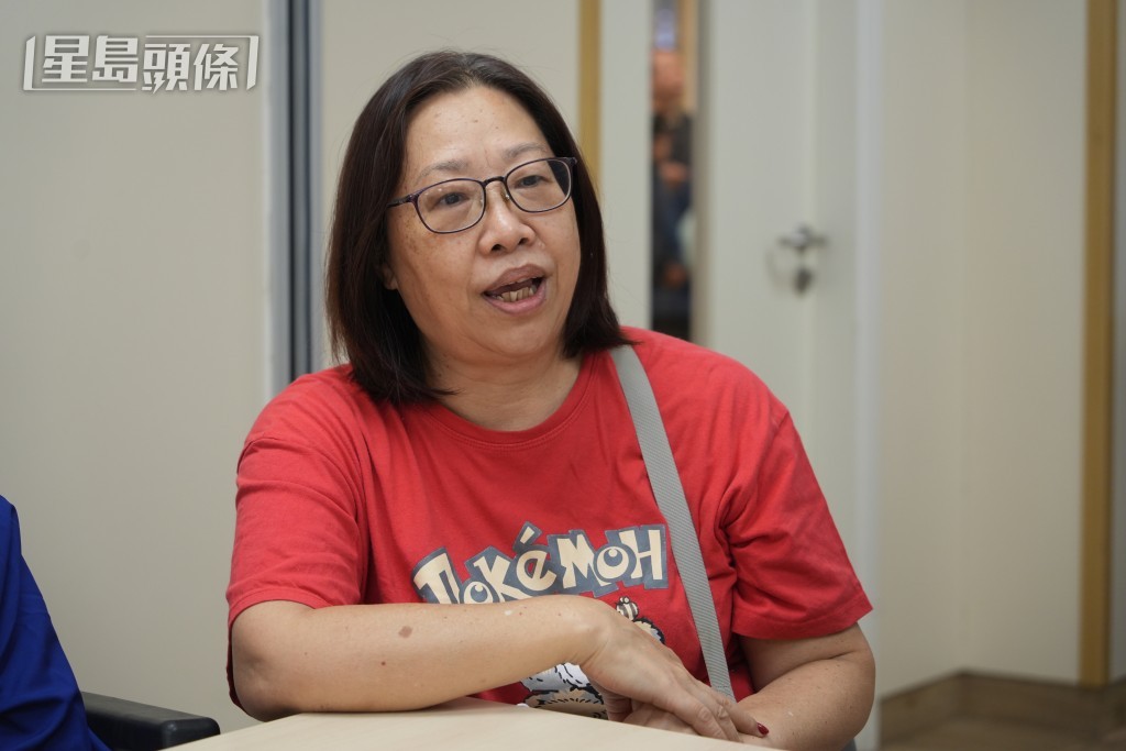 盧小姐表示長者中心的服務可讓她放心將母親安置於此,方便自己投票。吳艷玲攝 盧小姐表示長者中心的服務可讓她放心將母親安置於此,方便自己投票。吳艷玲攝