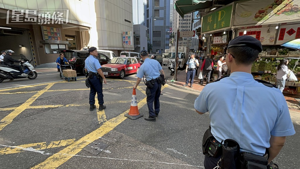 警方在場深入調查。楊偉亨攝 警方在場深入調查。楊偉亨攝