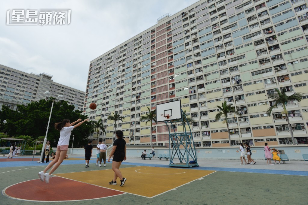 第一期清拆戶最快2028年後搬至新美東邨。郭顯熙攝
