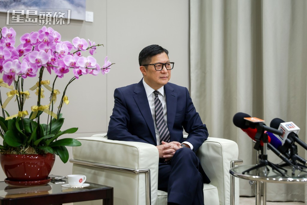 保安局局長鄧炳強強調,紀律部隊人員必須熟知危害國家安全的行為模式,以作防範。 何家豪攝 保安局局長鄧炳強強調,紀律部隊人員必須熟知危害國家安全的行為模式,以作防範。 何家豪攝