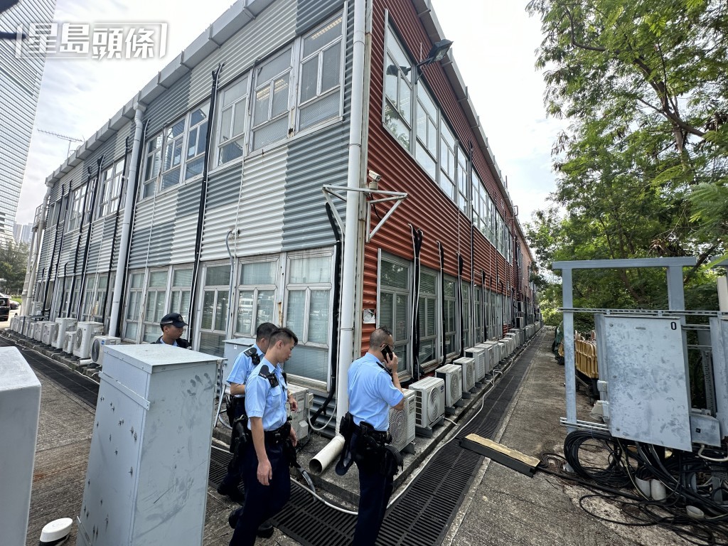 警员到场调查。梁国峰摄 警员到场调查。梁国峰摄