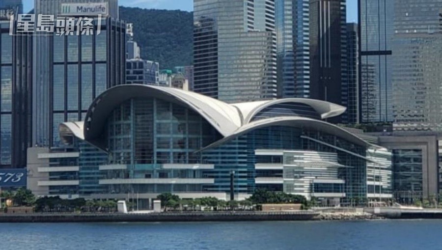 馬時亨指灣仔會展的擴建計劃緩慢。資料圖片 馬時亨指灣仔會展的擴建計劃緩慢。資料圖片