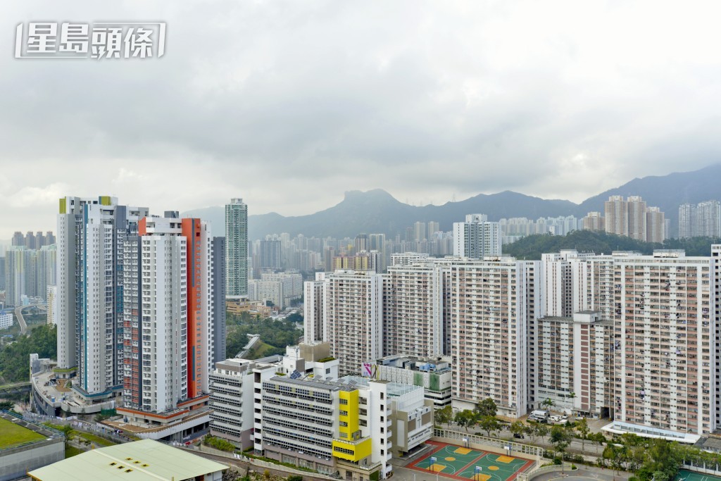 政府會把2026/2027至2035/2036年度10年期的公私營房屋新供應比例維持在七比三。資料圖片