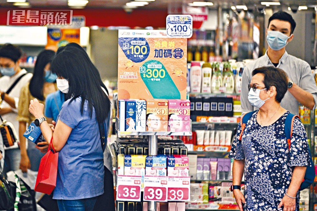 香港要透過「打造體驗、確立主題」，以創新模式讓市場釋放消費潛力。