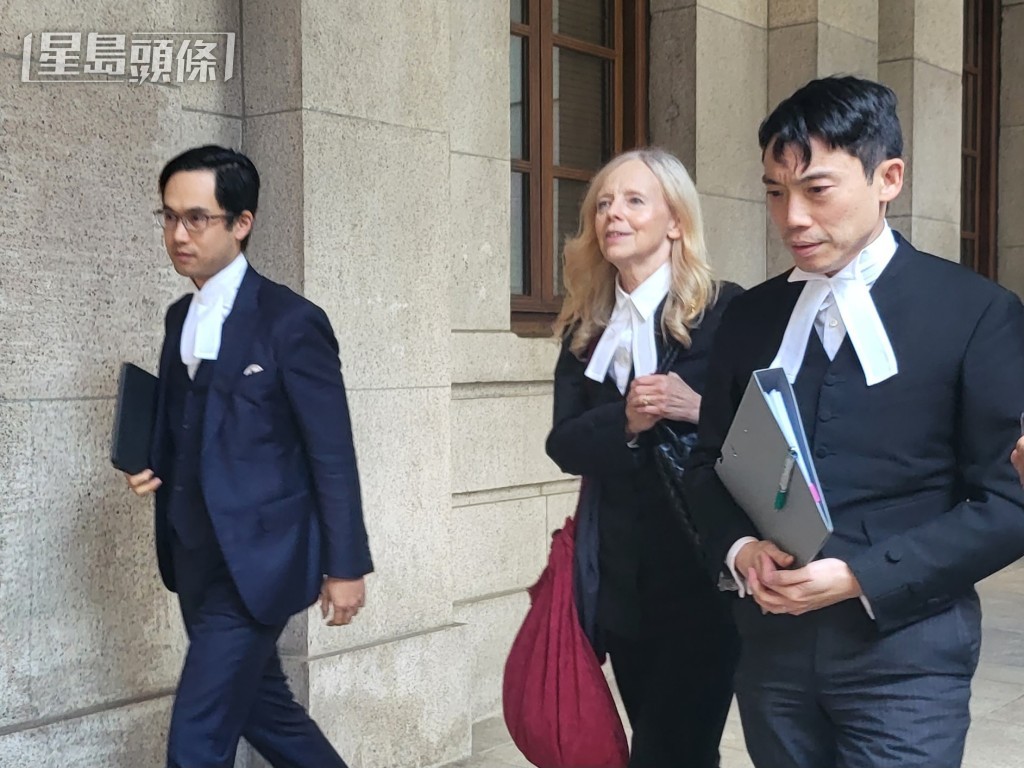 上訴方房委會的代表御用大律師Monica Carss-Frisk(中),以及資深大律師陳樂信。 上訴方房委會的代表御用大律師Monica Carss-Frisk(中),以及資深大律師陳樂信。