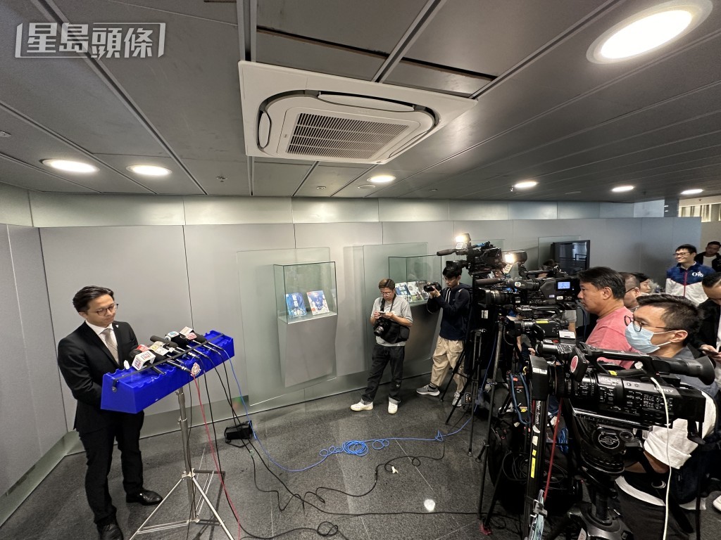 警方有組織罪案及三合會調查科總督察王子于講述案件。梁國峰攝 警方有組織罪案及三合會調查科總督察王子于講述案件。梁國峰攝