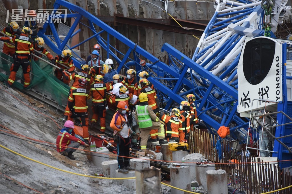 秀茂坪安達臣道地盤去年發生天秤倒塌致命工業意外，造成3死6傷。資料圖片