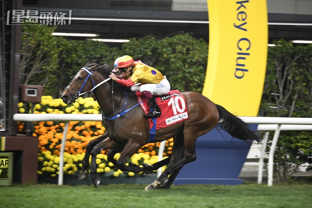 范思浩近年所養的馬，絕大部分都交由方嘉柏訓練，如「綽綽有餘」、「時時有餘」、「常常有餘」(圖) 等。