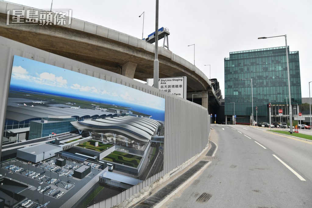 未來機場快綫到站時一號客運大樓和二號客運大樓將各佔左右，方便遊客。