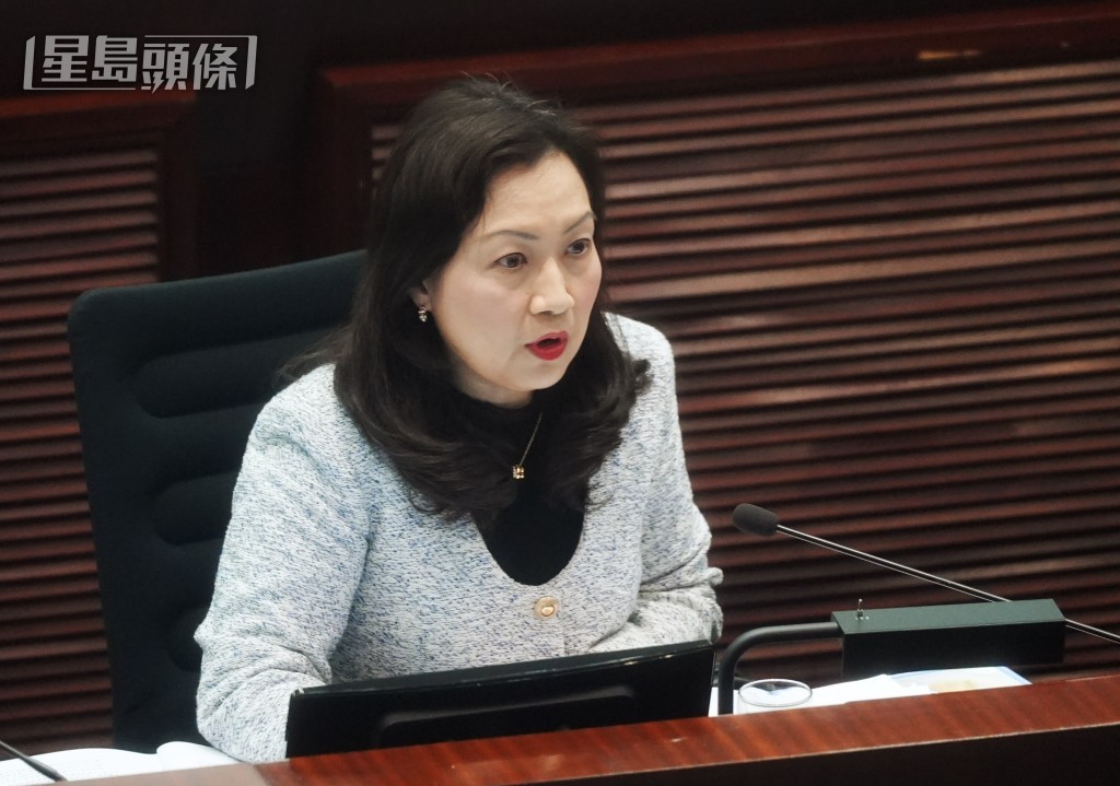 簡慧敏關注強拍下的聯售服務。資料圖片 簡慧敏關注強拍下的聯售服務。資料圖片
