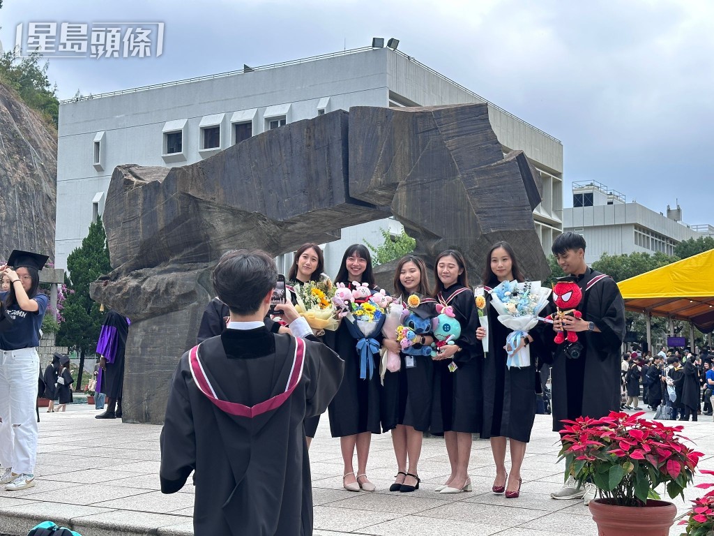 大學畢業禮是很多學生的夢想。