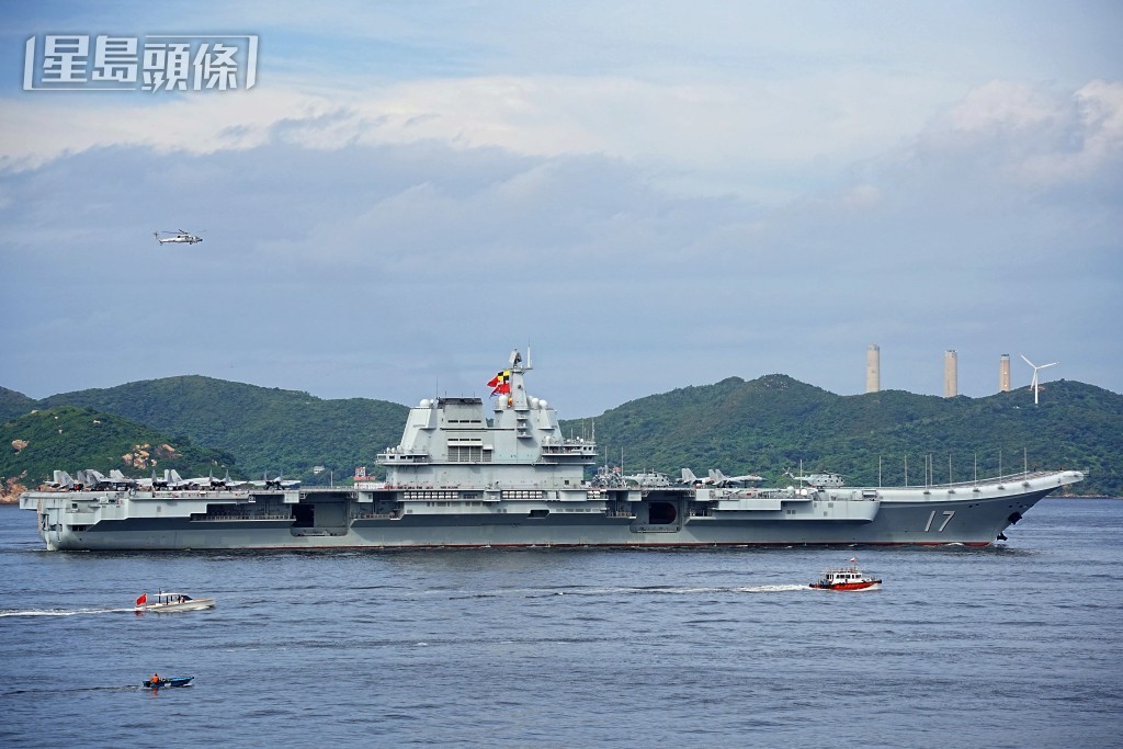 山東艦 - 山東艦航母編隊訪港。汪旭峰攝 山東艦 - 山東艦航母編隊訪港。汪旭峰攝