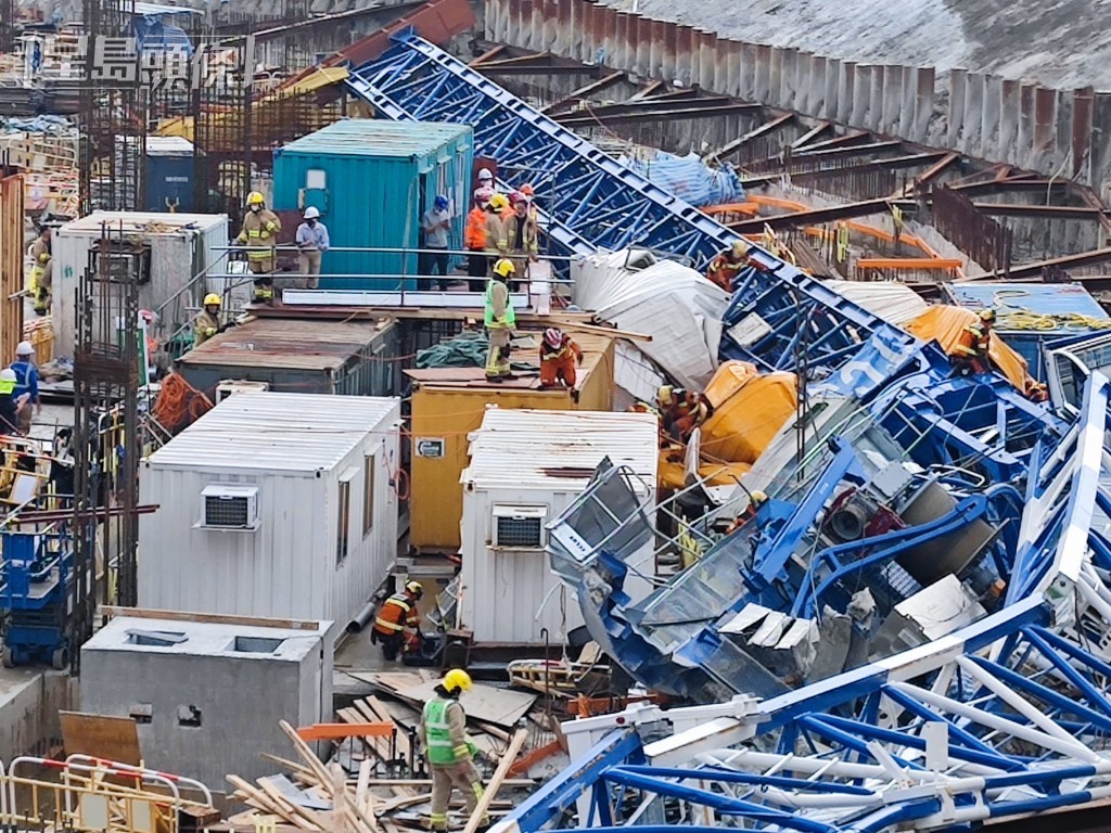秀茂坪安達臣道地盤去年發生天秤倒塌致命工業意外，造成3死6傷。資料圖片