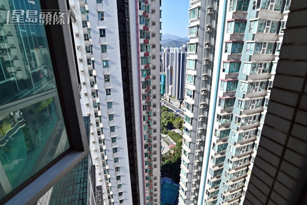 網民:就快年廿八洗邋遢。資料圖片 網民:就快年廿八洗邋遢。資料圖片