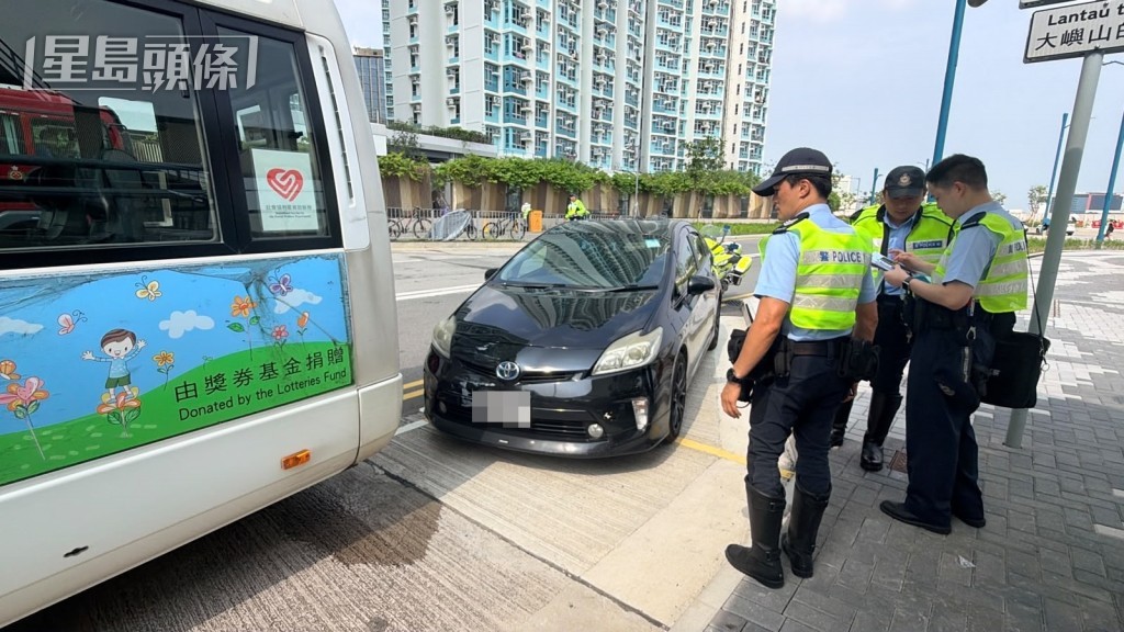 警員在場調查。梁國峰攝 警員在場調查。梁國峰攝