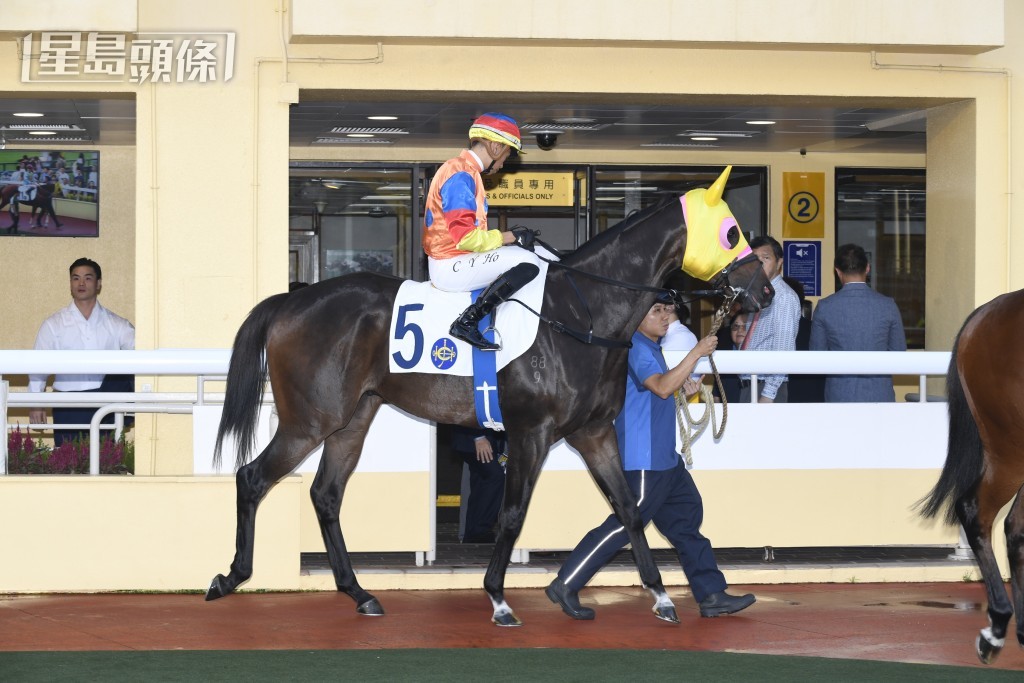 「俏郎中」稍後復出若排內檔，這匹處女馬應有力把握開齋機會。