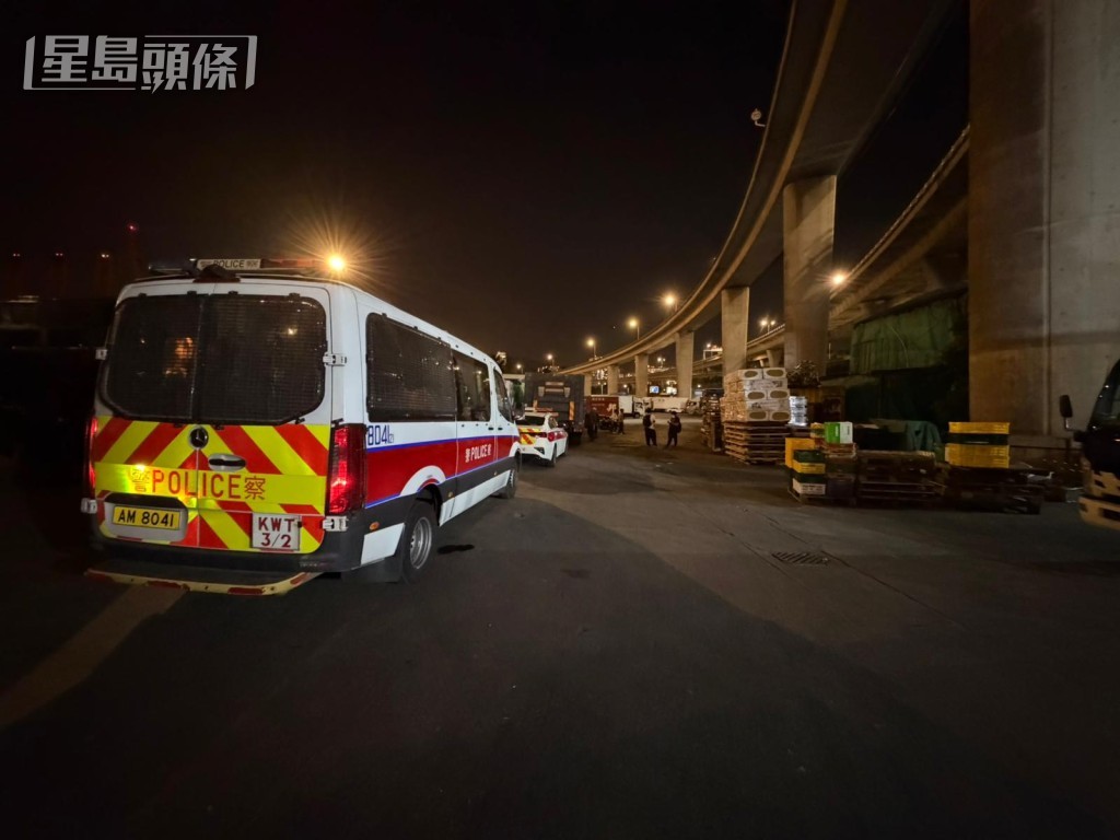 警方到場調查。曾志恒攝 警方到場調查。曾志恒攝