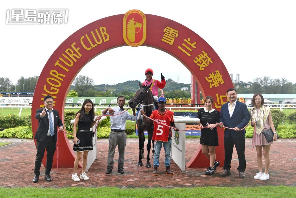 蔡鎮威馬房同日其他賽事亦取得一亞兩季，表現不俗。(圖片：馬來西亞雪蘭莪賽馬會)