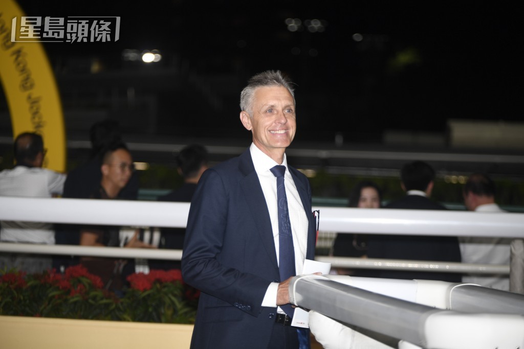 今季開局甚靚的廖康銘馬房日益壯大，除了有賴廖康銘及馬房團體的努力外，原來也有幕後功臣。