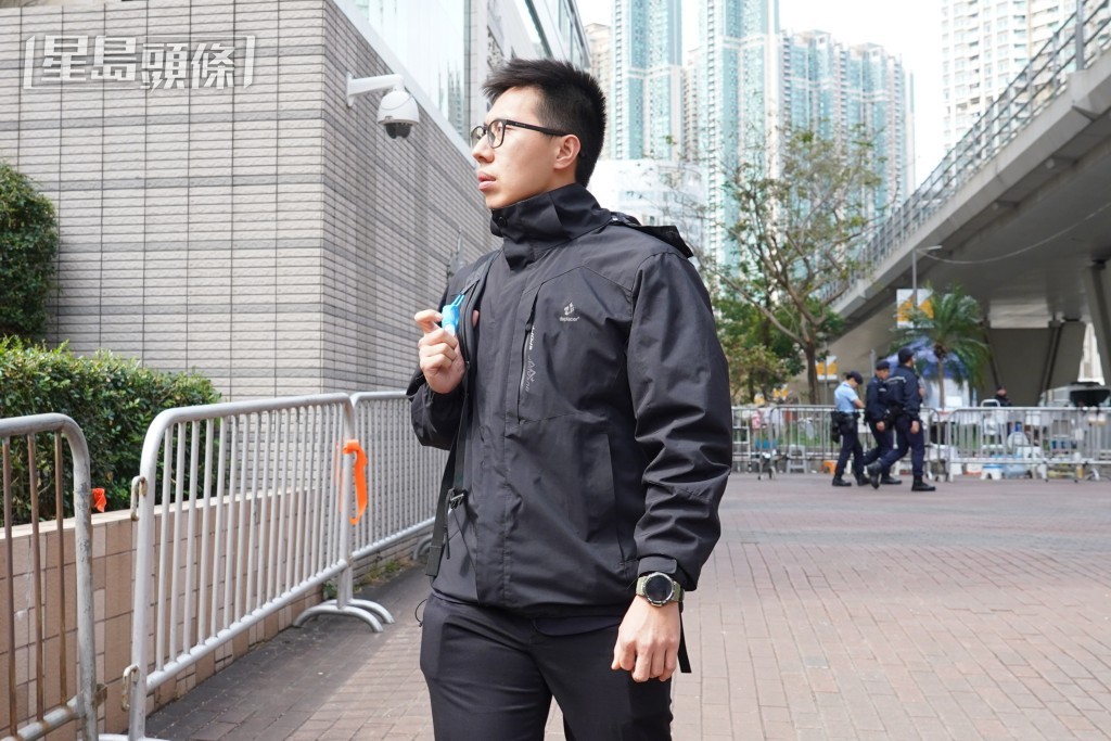 救護員胡俊輝（音譯）。葉偉豪攝