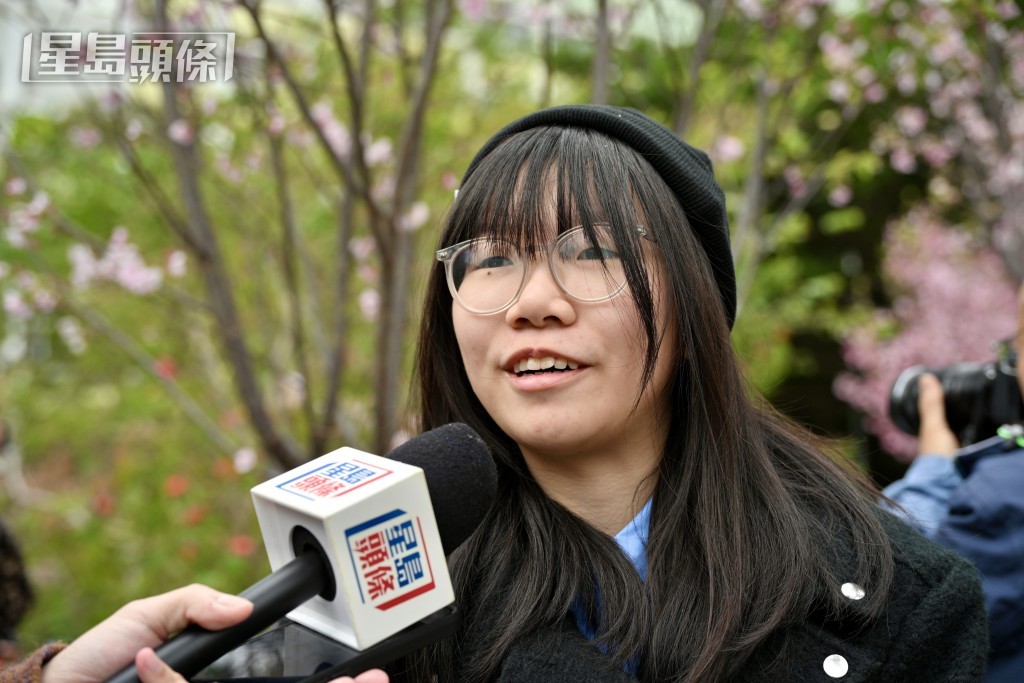 徐小姐認為在香港賞櫻別具韻味,亦更有歸屬感。 徐小姐認為在香港賞櫻別具韻味,亦更有歸屬感。