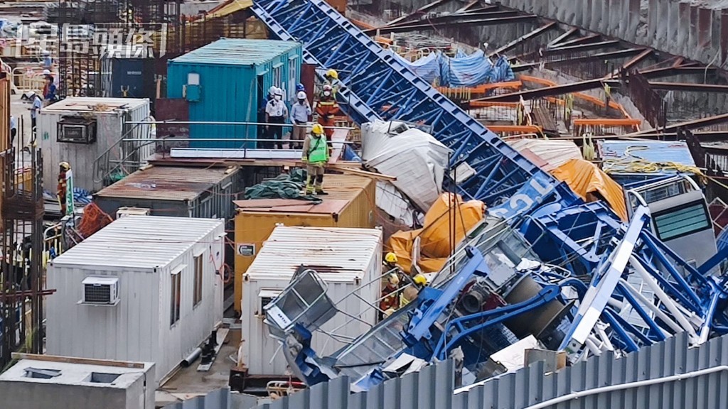 安達臣道地盤的冧天秤事故，釀成3死6傷。資料圖片