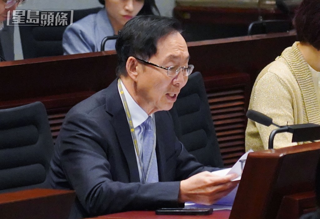 陳健波認為籃球博彩合法化，為政府開闢新的稅收來源。資料圖片