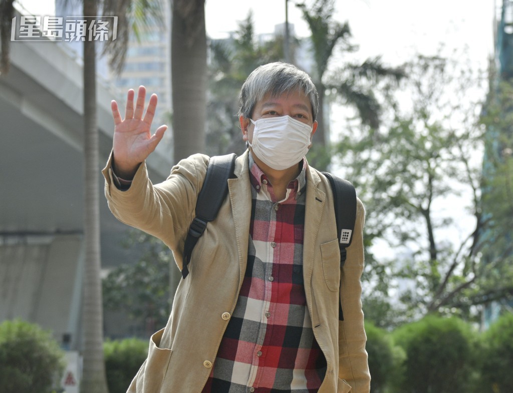 李卓人於群組中提及「一人一相」呼籲參與遊行的行動，呼籲中學生及大學生參與行動。資料圖片
