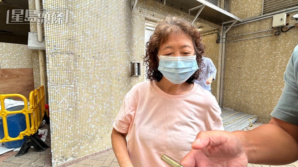 梁女士講述走火警過程。 梁女士講述走火警過程。