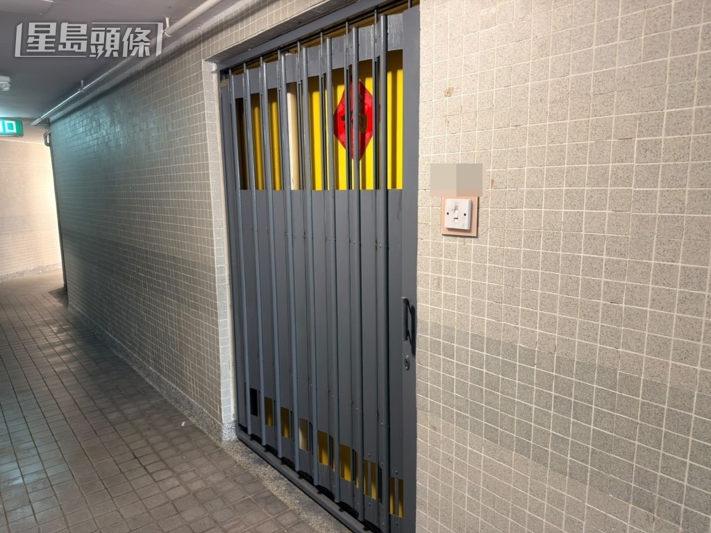涉事单位大门紧闭。梁国峰摄 涉事单位大门紧闭。梁国峰摄