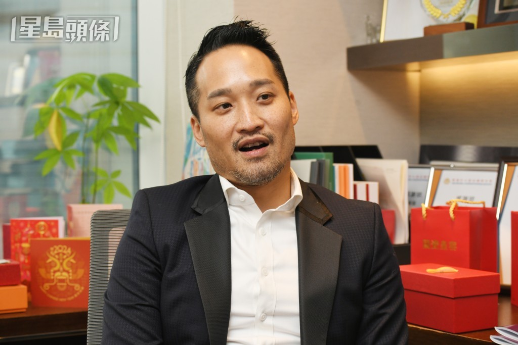 何敬康建議取締「僵屍屬會」的制度，引入除牌制。 資料圖片