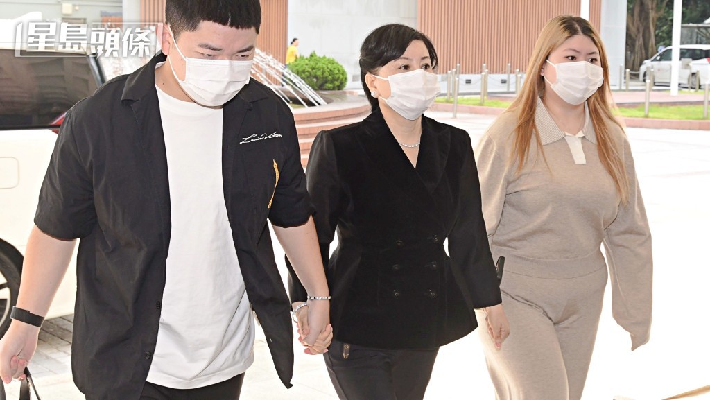 蔡母張燕花駁斥欠賭債說法 怒轟鄺港智「畜生抹黑我」 蔡母張燕花駁斥欠賭債說法 怒轟鄺港智「畜生抹黑我」