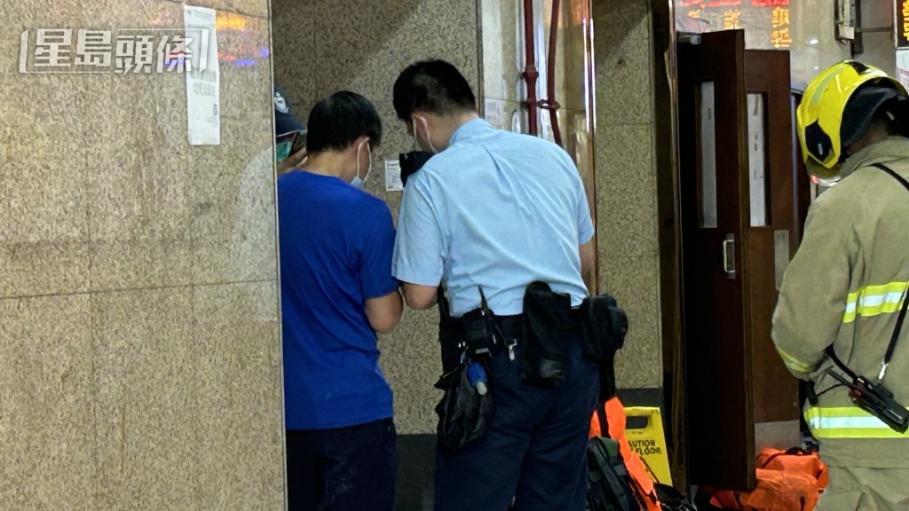 男工手部受輕傷。蔡楚輝攝 男工手部受輕傷。蔡楚輝攝