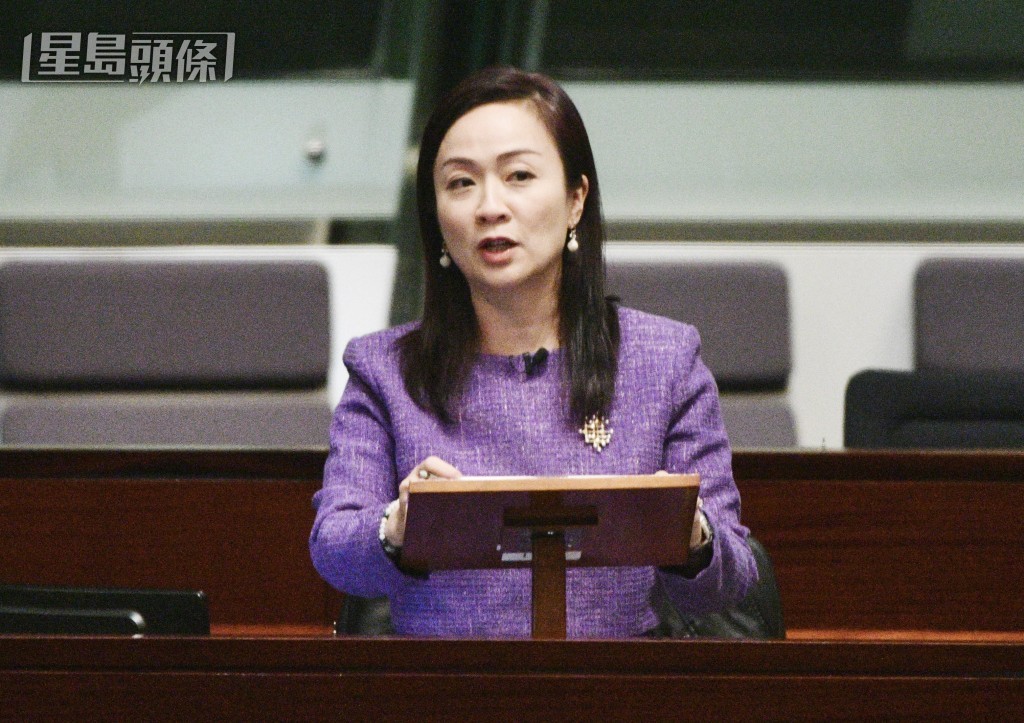 陳凱欣詢問局方會否安排「流感治療車」、「流感疫苗車」走入社區。資料圖片