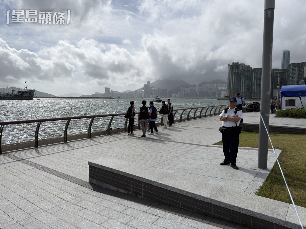 案發現場涼亭附近仍被圍封。