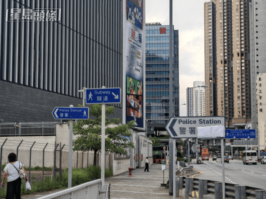 警方已將損毀範圍封蔽。黎志偉攝 警方已將損毀範圍封蔽。黎志偉攝