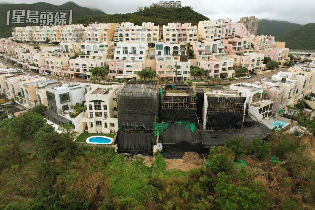 有巿場人士稱,紅山半島改裝僭建並不罕見,直言是「公開秘密」。伍明輝攝 有巿場人士稱,紅山半島改裝僭建並不罕見,直言是「公開秘密」。伍明輝攝