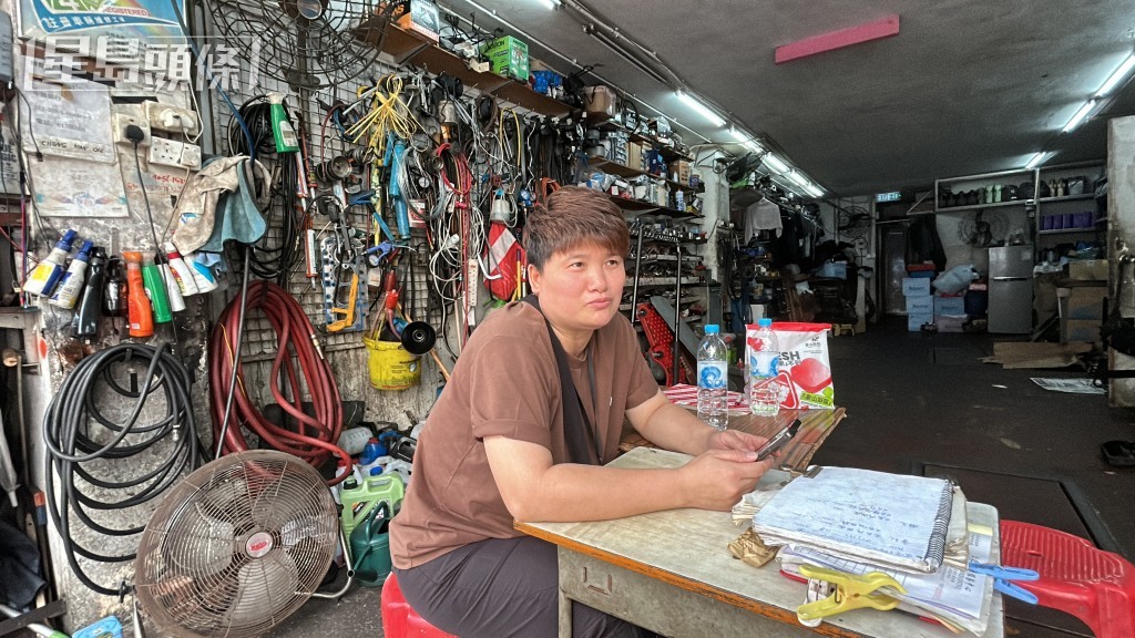 車房老闆娘黃太希望事件盡快平息。 車房老闆娘黃太希望事件盡快平息。