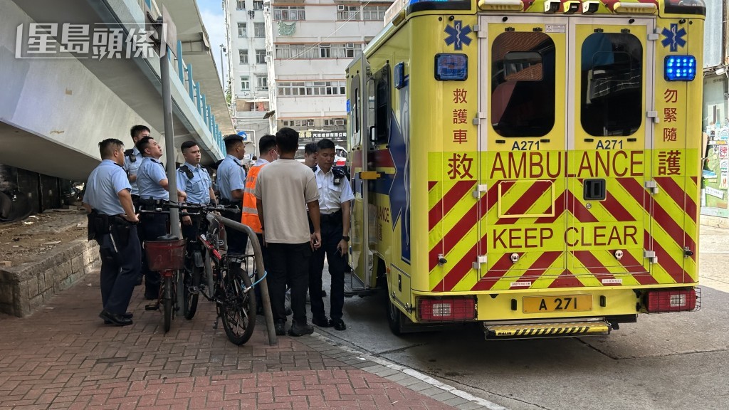 事主被勸服由救護車送院。 事主被勸服由救護車送院。