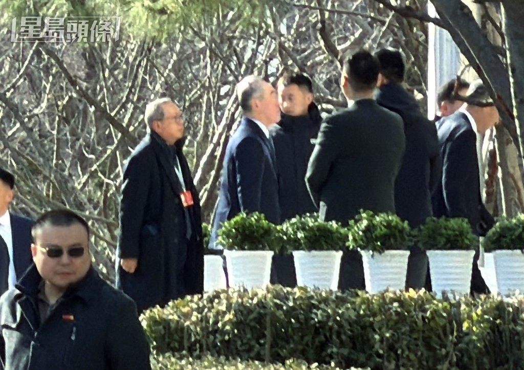 唐英年、林建岳到訪港澳辦。郭詠欣攝 唐英年、林建岳到訪港澳辦。郭詠欣攝