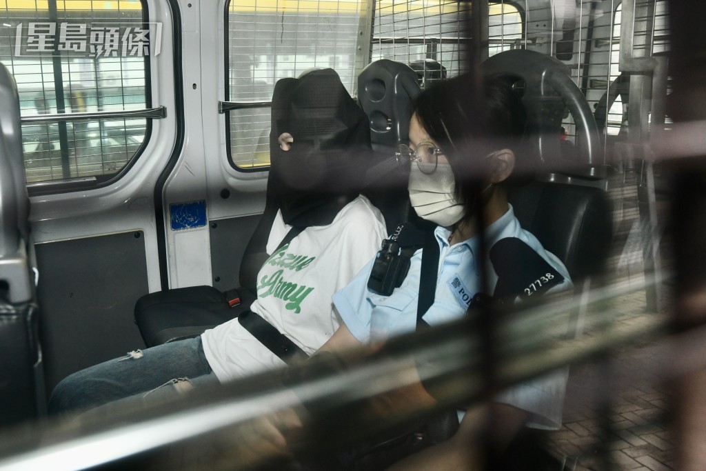 女被告VY Thi Lieu由警車押解到庭應訊。盧江球攝 女被告VY Thi Lieu由警車押解到庭應訊。盧江球攝