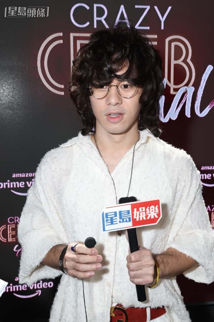 曾比特不排除開騷時再展示腹肌。