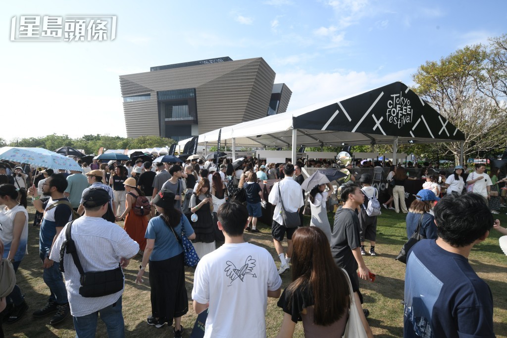 陳智思指,可以開源的都會去做,例如出租場地。資料圖片 陳智思指,可以開源的都會去做,例如出租場地。資料圖片