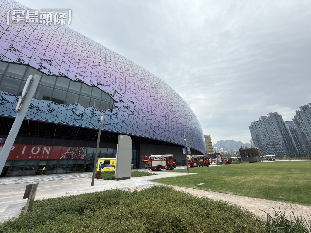 消防到場灌救。