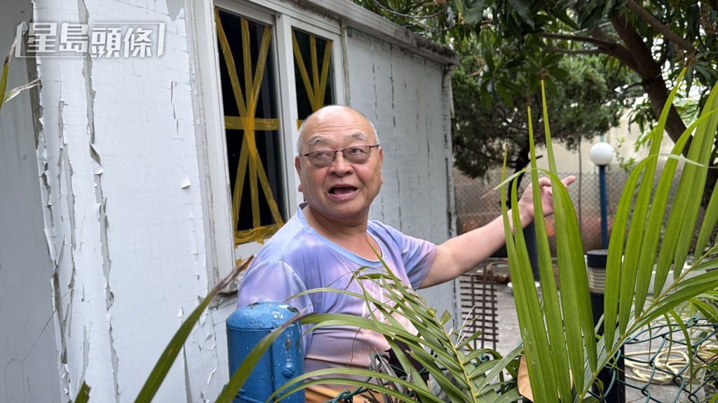 果樹主人周先生直指目擊警員通宵調查。