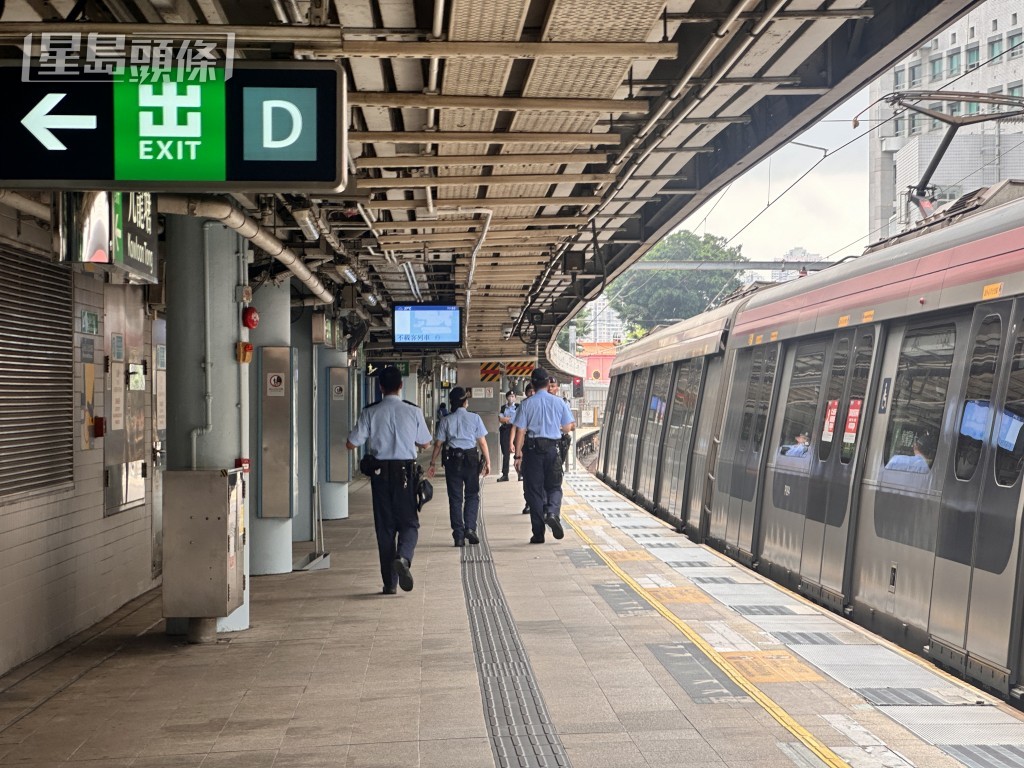 警員調查事件。梁國峰攝