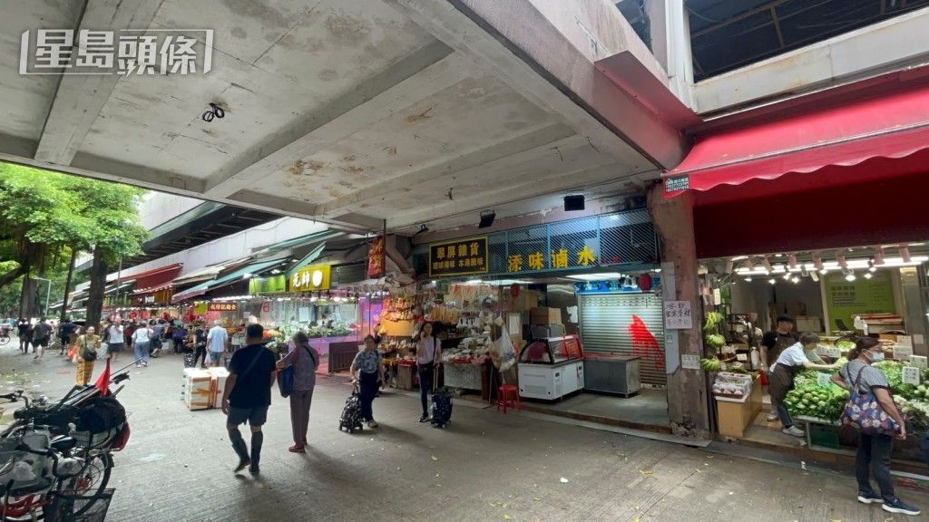 涉事滷水店位於大埔翠屏商場地下。