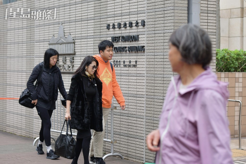 黎智英家人继续到庭听审。欧乐年摄 黎智英家人继续到庭听审。欧乐年摄